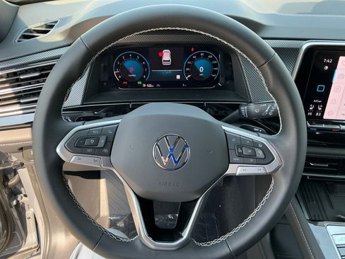 New 2026 Volkswagen Atlas Cross Sport SEL image 10