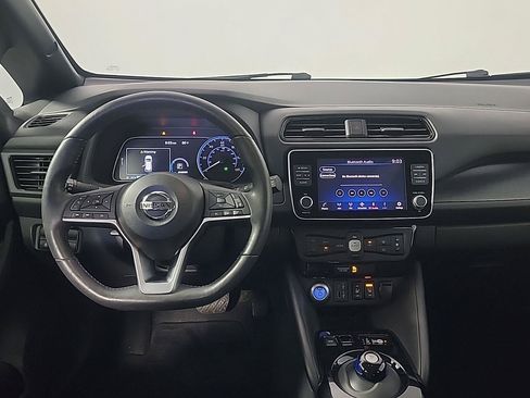 Used 2022 Nissan Leaf SV FWD image 19
