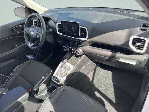 New 2026 Hyundai Venue SEL FWD image 22
