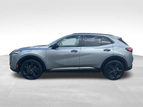 Used 2025 Buick Envision Sport Touring AWD/4WD image 3