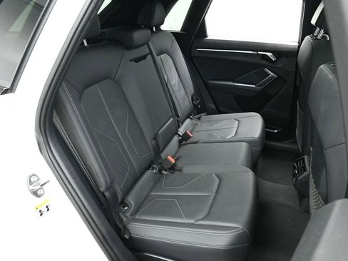 Used 2021 Audi Q3 2.0T Premium Plus w/ Premium Plus Package image 19