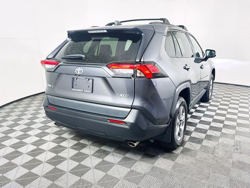 Used 2023 Toyota RAV4 XLE FWD image 3