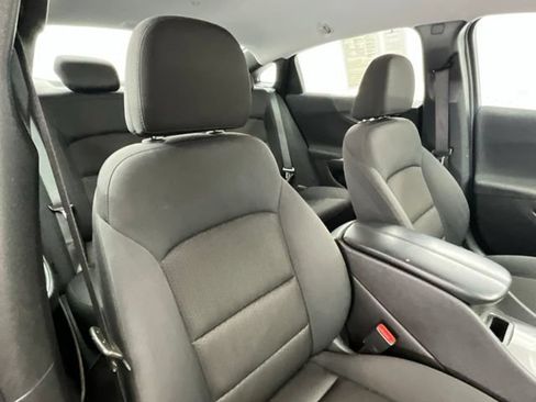 Used 2023 Chevrolet Malibu LT FWD image 13