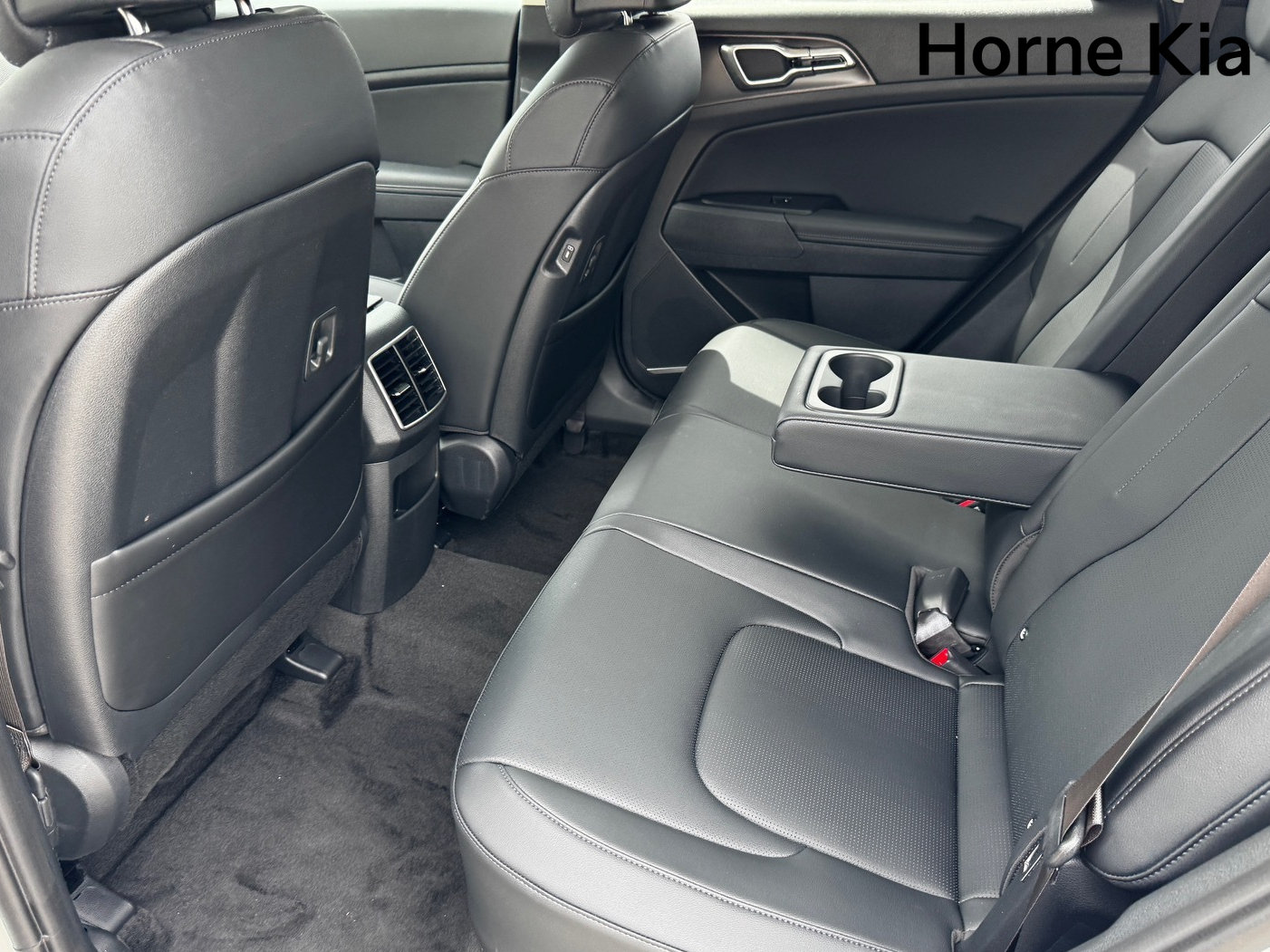 Certified 2026 Kia Sportage EX w/ EX Panoramic Sunroof Package AWD/4WD image 11