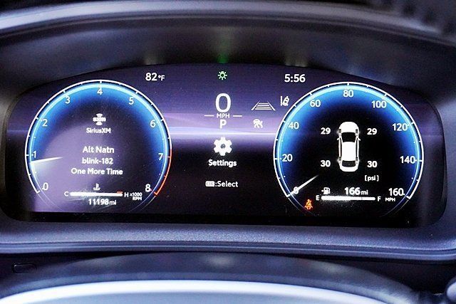 Used 2026 Toyota Corolla SE w/ SE Package FWD image 45