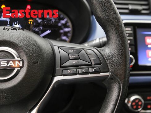 Used 2023 Nissan Versa SV image 16