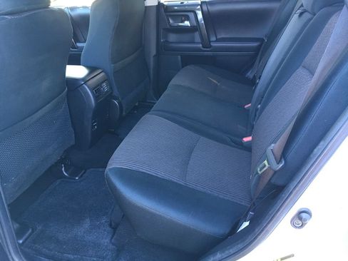Used 2018 Toyota 4Runner TRD Off-Road w/ TRD Performance Package AWD/4WD image 25