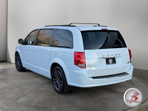 Used 2019 Dodge Grand Caravan GT image 5
