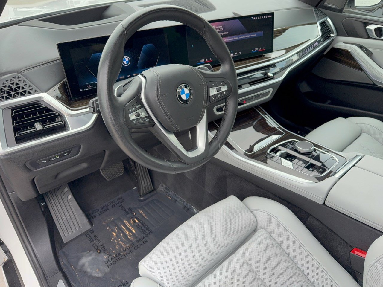 Certified 2024 BMW X5 sDrive40i w/ Premium Package RWD image 4