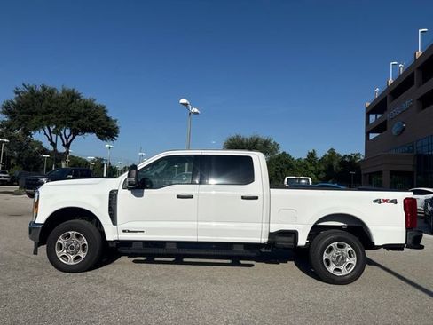 Used 2026 Ford F250 XLT AWD/4WD image 2