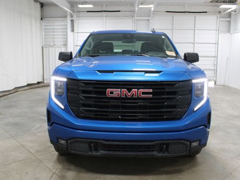 Used 2024 GMC Sierra 1500 Elevation AWD/4WD image 3