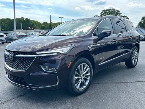 Used 2024 Buick Enclave Avenir w/ Avenir Technology Package FWD image 7