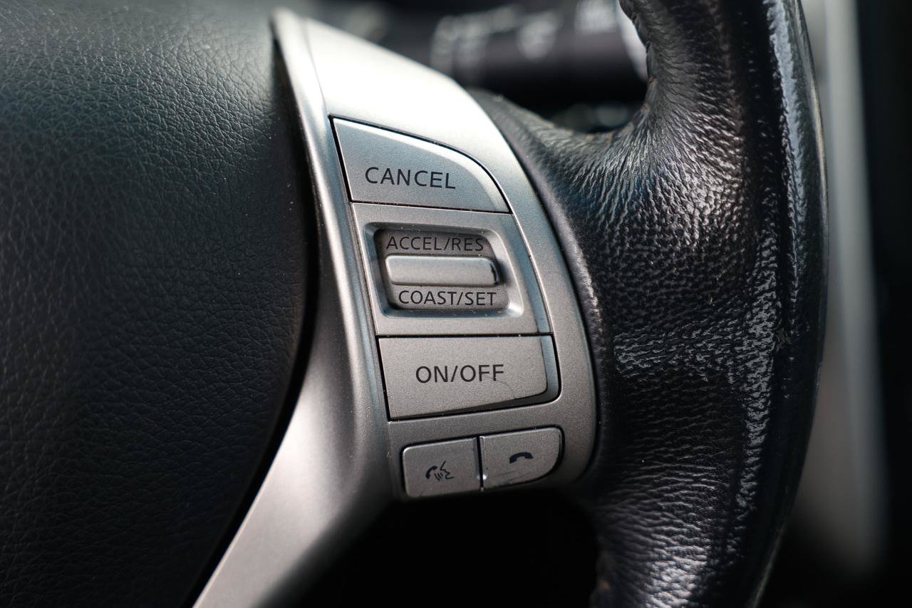 Used 2013 Nissan Altima 2.5 SL FWD image 26