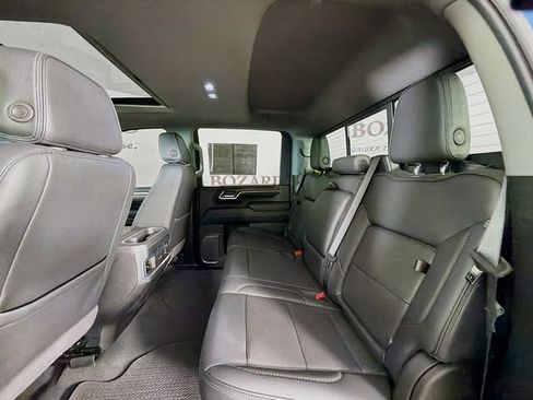 Used 2024 GMC Sierra 2500 Denali w/ Denali Reserve Package AWD/4WD image 30