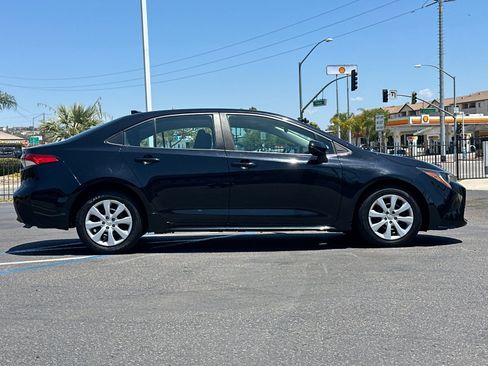 Used 2024 Toyota Corolla LE FWD image 6