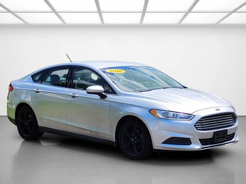 Used 2016 Ford Fusion S FWD image 7