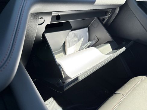 New 2026 Ford Explorer Active w/ Active Comfort Package image 38