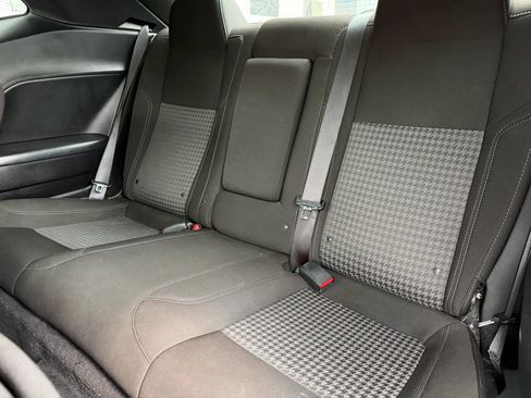 Used 2021 Dodge Challenger SXT image 11