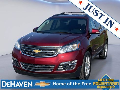 Used 2017 Chevrolet Traverse Premier FWD image 1