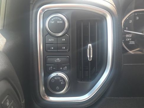 Used 2021 GMC Sierra 1500 SLE w/ X31 Off-Road Package AWD/4WD image 24