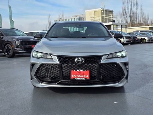 Used 2021 Toyota Avalon XSE image 8