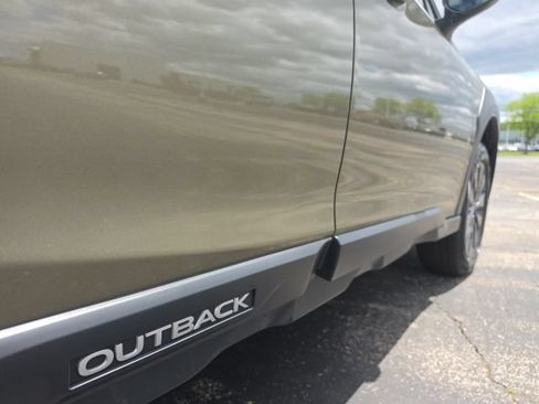 Certified 2025 Subaru Outback Onyx Edition AWD/4WD image 23