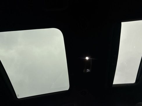 Used 2021 Hyundai Palisade Calligraphy image 24