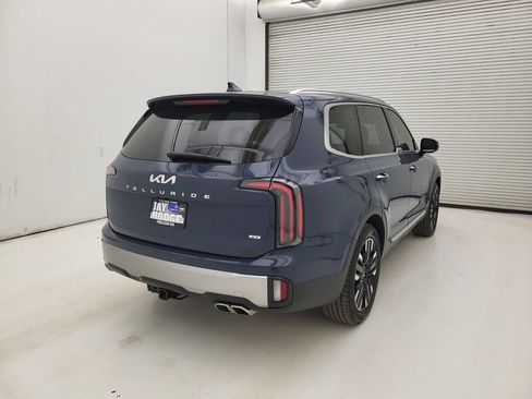 Used 2024 Kia Telluride SX Prestige w/ Towing Package image 22