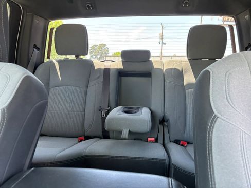 Used 2021 RAM 2500 Big Horn w/ Level 1 Equipment Group AWD/4WD image 19