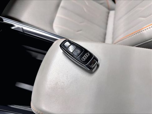Used 2024 Audi Q8 e-tron Prestige w/ Prestige Package AWD/4WD image 12