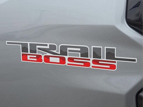 New 2026 Chevrolet Colorado Trail Boss image 9