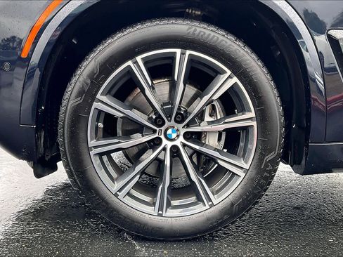 Used 2025 BMW X5 xDrive40i image 12