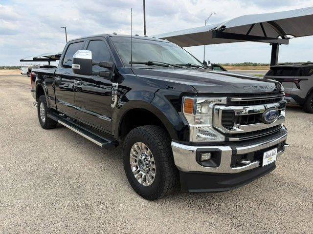 Used 2015 Ford F250 Lariat w/ Lariat Interior Package AWD/4WD image 3