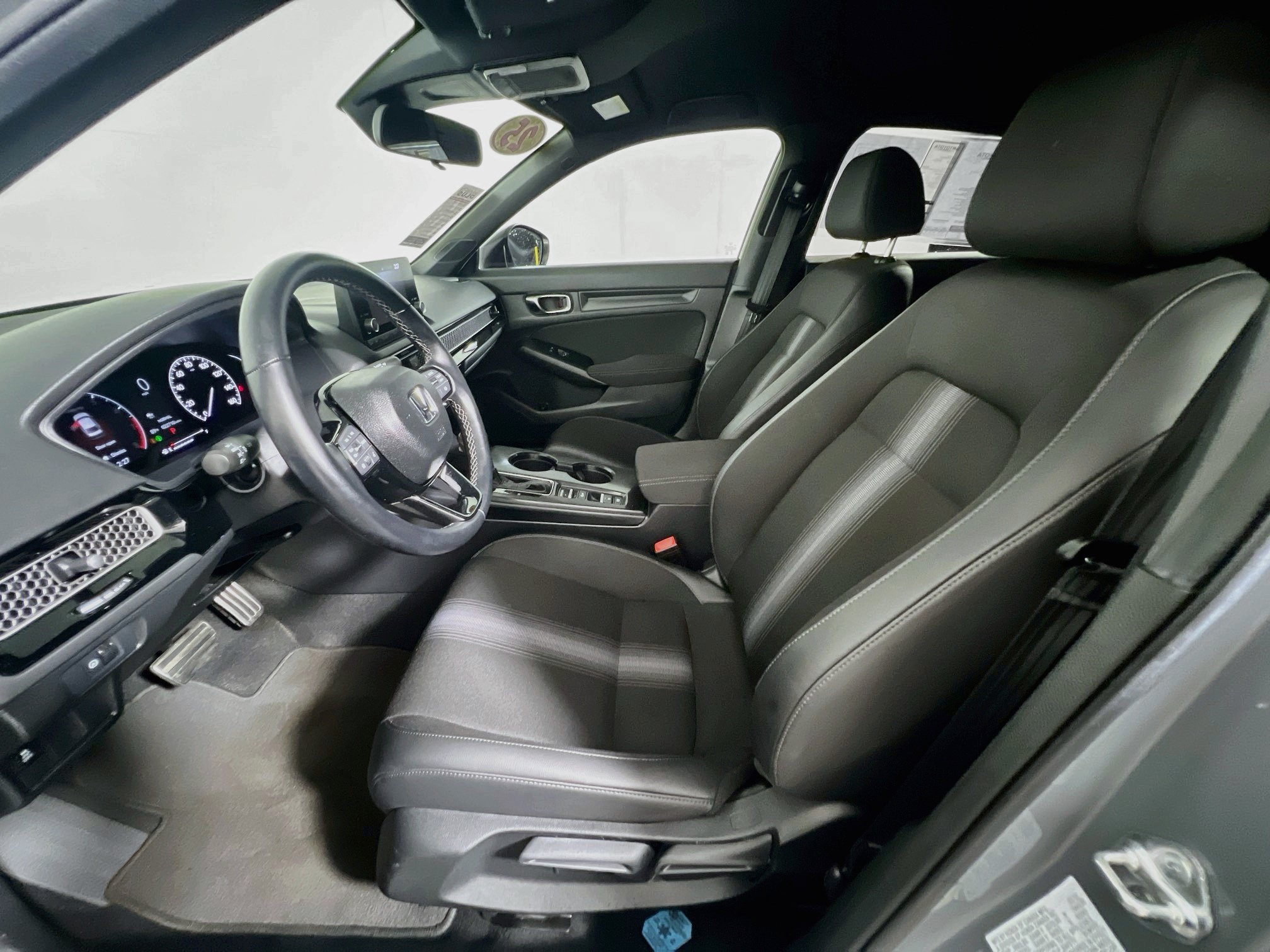 Used 2025 Honda Civic Sport image 14