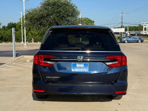 Used 2022 Honda Odyssey EX image 6