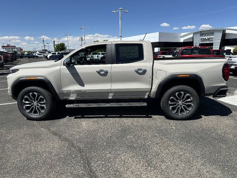 New 2026 GMC Canyon Denali AWD/4WD image 3