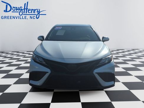 Used 2021 Toyota Camry XSE FWD image 8