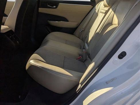 Used 2018 Honda Clarity Plug-In Hybrid image 17