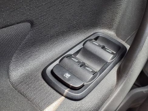 Used 2018 Ford Fiesta SE FWD image 14