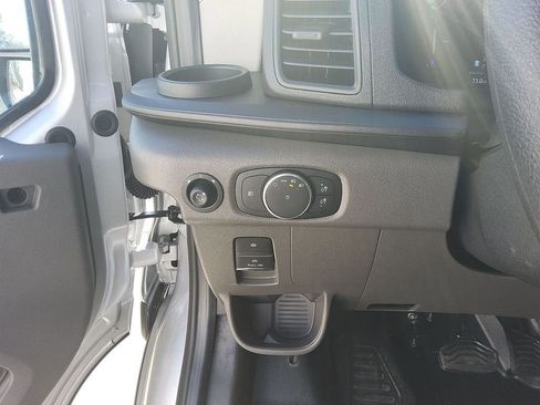 New 2026 Ford Transit 250 148 Medium Roof w/ Exterior Upgrade Package RWD image 8