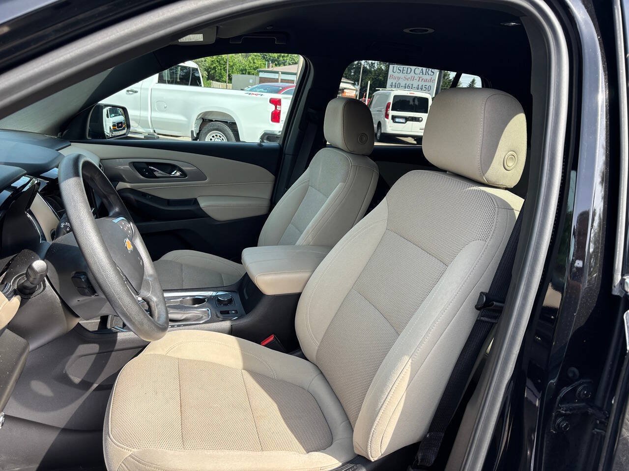 Used 2022 Chevrolet Traverse LS AWD/4WD image 10