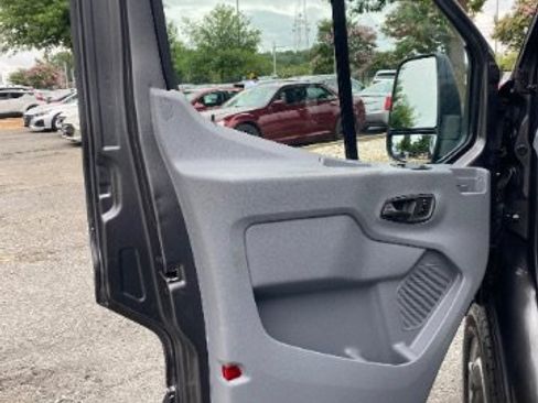 Used 2017 Ford Transit 350 XL RWD image 13