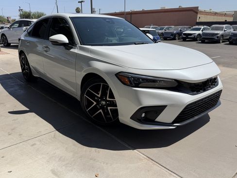 Used 2024 Honda Civic Sport Touring image 6