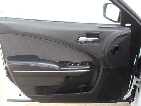 Used 2023 Dodge Charger SXT image 13