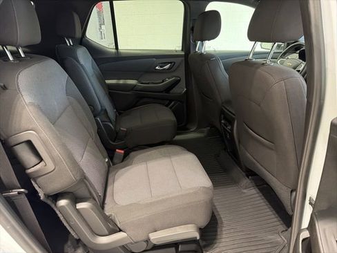 Certified 2023 Chevrolet Traverse LT image 11