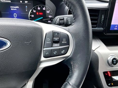 Used 2023 Ford Explorer XLT w/ Equipment Group 202A image 29
