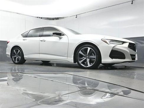 Used 2024 Acura TLX w/ Technology Package image 38