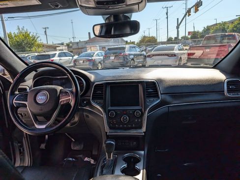 Used 2018 Jeep Grand Cherokee Limited w/ Luxury Group II RWD image 13