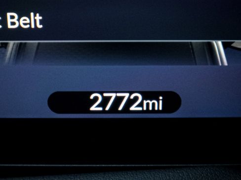 Used 2025 Honda Prologue EX image 22