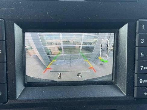 Used 2018 Ford F250 XLT w/ Camper Package AWD/4WD image 4